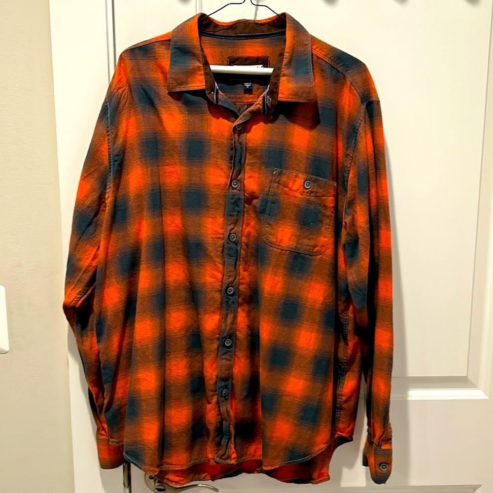 32 Bar Blues XL Long-Sleeve Flannel (Salmon/Dark Grey)